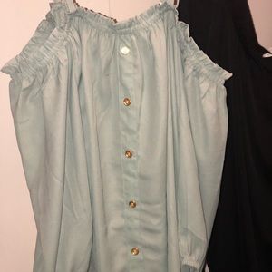 Off the shoulder puffy sleeve shirt
